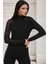 Siyah Yarım Balıkçı Yaka, Transparan Kol Detaylı Bluz 1