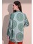 Kadın Yeşil Etnik Desen Yeni Moda Saten Çift Cepli Salaş Kimono Ceket - Tesettüre Uygun 5
