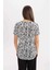 Regular Fit V Yaka Zebra Desenli Kısa Kollu Tişört Z6456AZNS 5