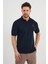 Polo Yaka Düğme Detaylı T-Shirt 1