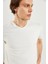 Erkek Nick Beyaz V Yaka Slim Fit Basic Tişört 3