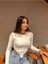 Dikiş Detaylı Asimetrik Crop Top Mevsimlik Kumaş 1