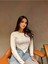 Dikiş Detaylı Asimetrik Crop Top Mevsimlik Kumaş 4