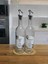 Ahșap Standlı Șeffaf 750 ml Beyaz Etiketli Akıtıcılı Yağlık, Yağdanlık 1