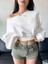 Bol Kesim Dazy Kadın Düz Renk Asimetrik Yaka Uzun Kollu Kırpılmış Sweatshirt 1