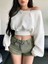 Bol Kesim Dazy Kadın Düz Renk Asimetrik Yaka Uzun Kollu Kırpılmış Sweatshirt 2