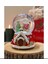 Noel Baba Hediyeler Temalı Kar Püskürtmeli ışıklı Müzikli Hediye Yılbaşı Noel Baba Hediyeler Temalı Kar Püskürtmeli Işıklı Müzikli Kar Küresi 15 cm 5
