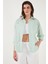 Regular Fit Uzun Kollu Çizgili Gömlek Bayan Gömlek 6772875 2