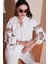 Nakış Işlemeli Pamuklu Oversize Fit V Yaka Gömlek Bayan Gömlek 676253 2