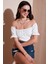 Regular Fit Madonna Yaka Bağlama Detaylı Crop Bluz Bayan Bluz 6527017 1
