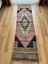 66 x 242 cm Vintage Türk El Dokuma Yolluk, Uzun Pembe, Siyah ve Krem Yün Halı, El Dokuması Modern Yolluk 1