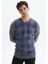 Erkek Slim Fit Likralı Akrilik Kumaş V Yaka Kareli Kazak K0KRO0860 2