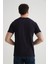 Esnek Pamuklu Standart Kalıp Minimal Logolu Siyah Erkek T-Shirt 5
