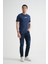 Açık Lacivert Minimal Baskılı Pamuklu Kumaş Standart Kalıp Erkek T-Shirt 4