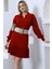 Kırmızı Yaka Fırfırlı Triko Elbise 1