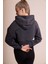 Muse Kadın Gri Koala Baskılı Crop Sweatshirt - Oversize, Kapüşonlu, Rahat ve Şık 5