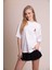 Muse Oversize Beyaz Tişört – %100 Pamuk Ön Leopar A Harfi Detaylı, Sırtı Büyük Leopar Baskılı, Rahat ve Şık Tasarım – Unisex Günlük T-Shirt 1