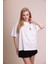 Muse Oversize Beyaz Tişört – %100 Pamuk Ön Leopar A Harfi Detaylı, Sırtı Büyük Leopar Baskılı, Rahat ve Şık Tasarım – Unisex Günlük T-Shirt 3