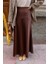 Kahve Yandan Gizli Fermuarlı Beli Lastikli Saten Etek 1