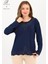 Kadın Orta Yaş ve Üzeri Viskon Yaka Etek Taşlı Işlemeli Likralı Lacivert Anne Penye Bluz 1