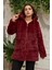 Şıklığı ve Sıcaklığı Buluşturan Büyük Beden Uzun Bordo Peluş Mont 1