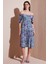 Desenli Oversize Fit Carmen Yaka Büzgü Detaylı Midi Boy Elbise Bayan Elbise 6782169 2