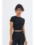Soft Touch Bedene Oturan Spor Crop T-Shirt Short Fitted 2
