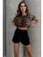 Leopar Desenli Soft Touch Geniş Yaka Oversize T-Shirt 2