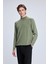 Haki Regular Fit Jakarlı Yarım Balıkçı Yaka Yünlü Kazak 3