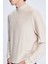Bej Regular Fit Jakarlı Yarım Balıkçı Yaka Sweatshirt 4