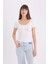 Slim Fit Dar Kesim Yuvarlak Yaka Basic Düz Fitilli Kaşkorse Kısa Kollu Beyaz Tişört E5781AX25SP 4