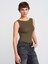 20868 Kayık Yaka Kolsuz Top-Mint 1