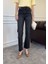 Zincir Detay Premium Jean Pantolon- Gri 1