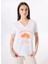 V Yaka Baskılı Beyaz Kadın T-Shirt F5SL-TST0447 1