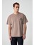 Khary Erkek Nakış Detaylı Organik Pamuk Oversize Bisiklet Yaka Vizon T-Shirt 1