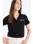 Slim Fit Dar Kesim Polo Yaka Nakış Baskı Baskılı Modal Kısa Kollu Tişört E5150AX25SM 1