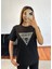 Marka Muadil Üçgen Taş Baskı T-Shirt Siyah 1