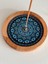 Ahşap Üzerine Epoksi Mandala Desenli Yuvarlak Tütsülük -12 cm Çap- Mavi 1