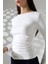 Uzun Kollu Kayık Yaka Yanları Büzgülü Vücuda Oturan Basic Kadın Body T-Shirt 21951 Ekru 2