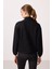 Siyah Yumuşak Dokulu Dik Yaka Oversize Kargo Cepli Kadın Crop Top Sweatshirt - 97301 5
