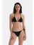 Siyah Üçgen Küçük Bikini Üst 4