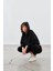 Kadın Pamuklu Üç Iplik Cepli Kapişonlu Uzun Kollu Sweatshirt 1