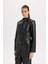 Regular Fit Fermuarlı Suni Deri Mont Y7156AZ25SP 3