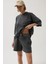 Lazer Kesim Bağcık Detay Antrasit Şort 1