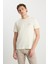 %100 Pamuk Regular Fit Normal Kesim Bisiklet Yaka Minimal Logo Bej Tişört 2