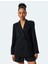 Uzun Kollu Düğmeli Cepli Kruvaze Oversize Blazer Ceket 3