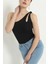 Tek Kol Omuz Detaylı Önü Yarım Çift Katlı Bodysuit 1