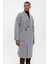 Açık Gri Kuşaklı Oversize Erkek Kaban 4