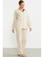 Yumuşak Dokulu V Yaka Pijama Takım - Bej 5