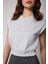 Kadın T-Shirt Gri Beli Lastikli Vatkalı Görünümlü Önü Nakışlı Basic - 2507 2
